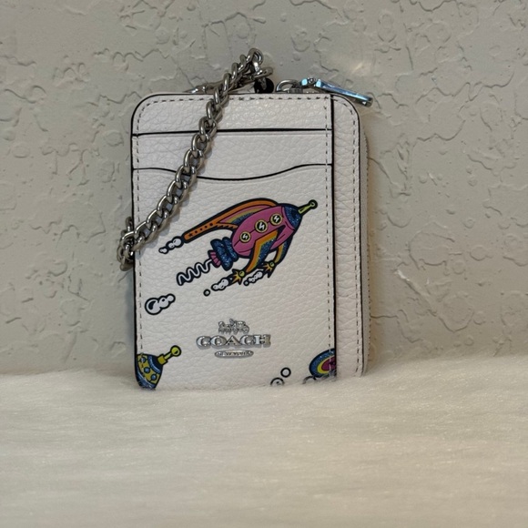 ⭐️Not for Sale⭐️ Cosmic Coach Zip Card Case With Rocket Print - Picture 2 of 11